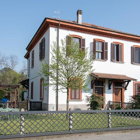 Crespi D'Adda A "Colori" Villa Capriate San Gervasio Bagian luar foto