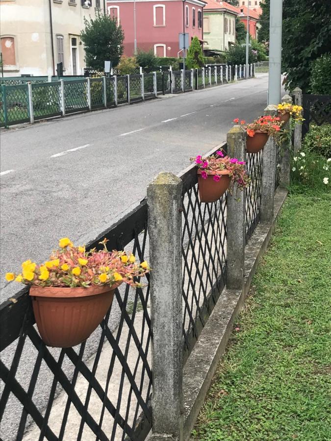 Crespi D'Adda A "Colori" Villa Capriate San Gervasio Bagian luar foto