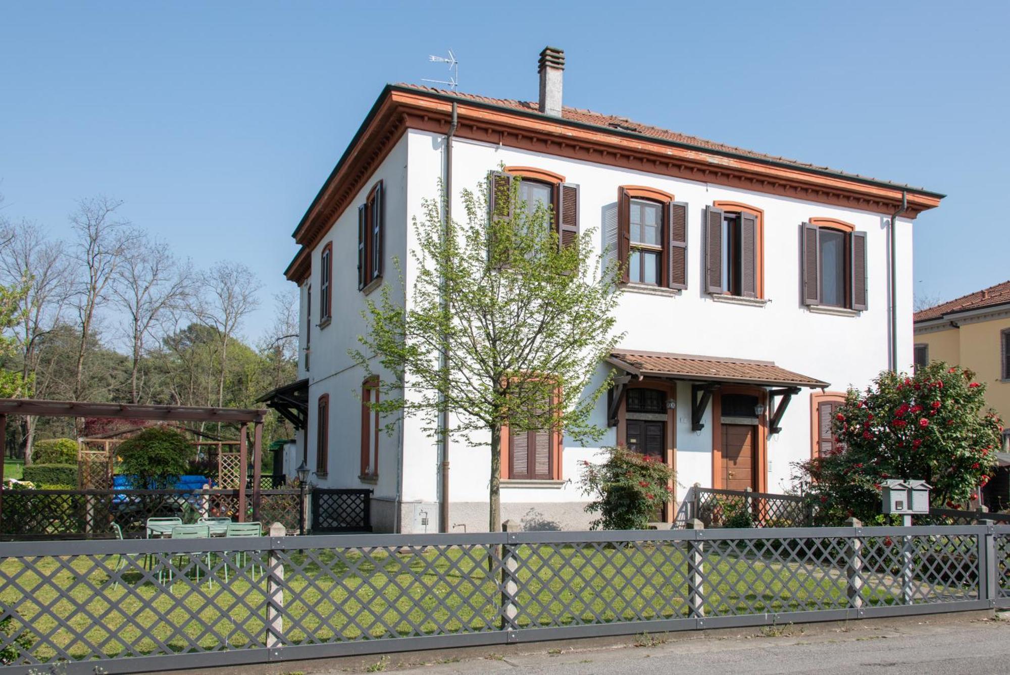 Crespi D'Adda A "Colori" Villa Capriate San Gervasio Bagian luar foto